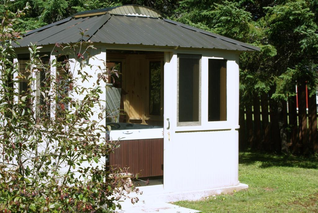 Emme Chalets Sainte-Lucie-de-Doncaster Phòng bức ảnh
