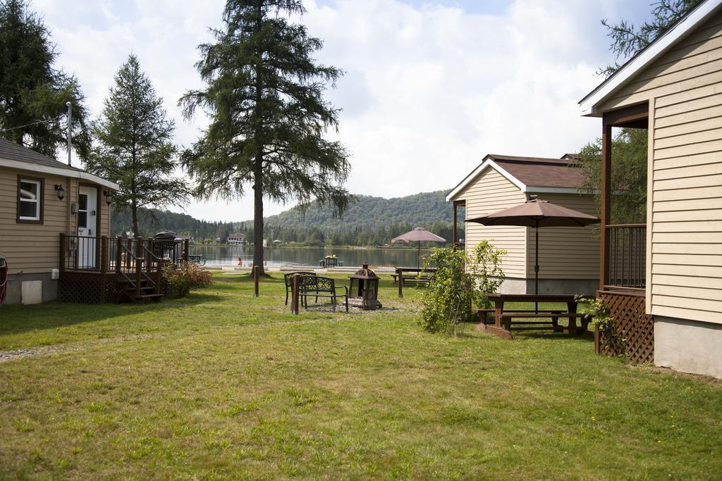 Emme Chalets Sainte-Lucie-de-Doncaster Ngoại thất bức ảnh