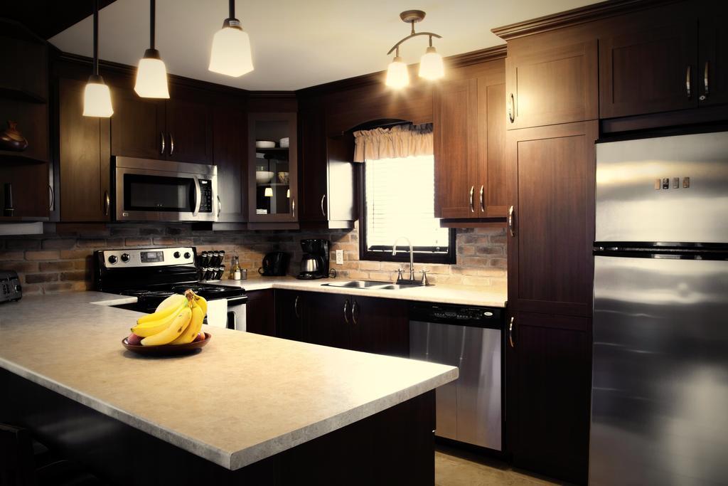 Emme Chalets Sainte-Lucie-de-Doncaster Phòng bức ảnh